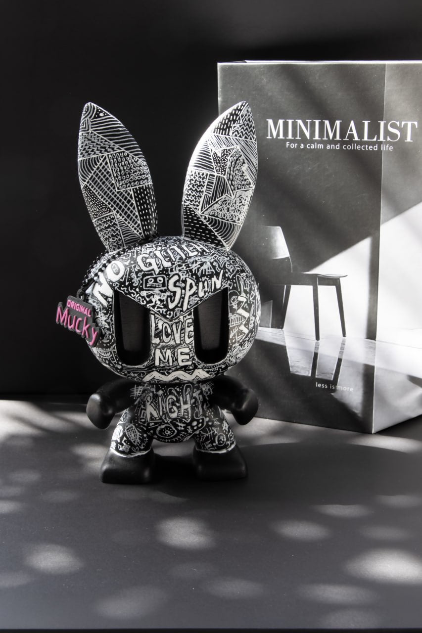 MUCKY Original - "Too Loud Inside" | Exclusive Art Toy (1/1)